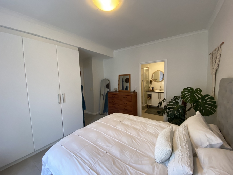 To Let 1 Bedroom Property for Rent in Muizenberg Western Cape